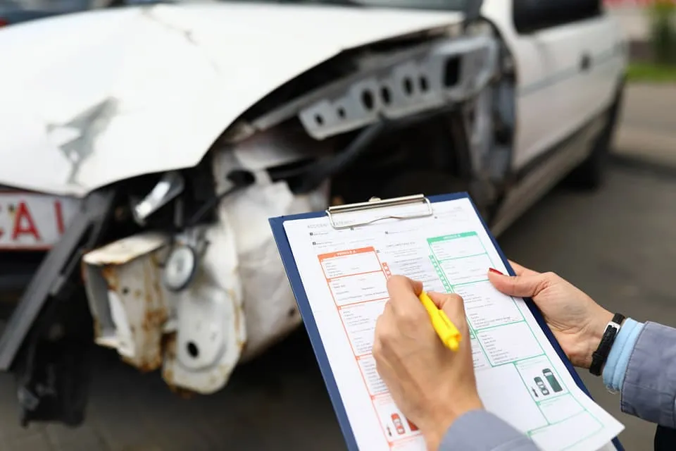 NHTSA Car Crash Tests and Criteria