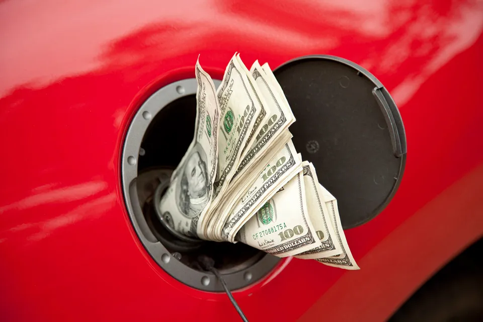Driving Tips: How To Save Money On Gas