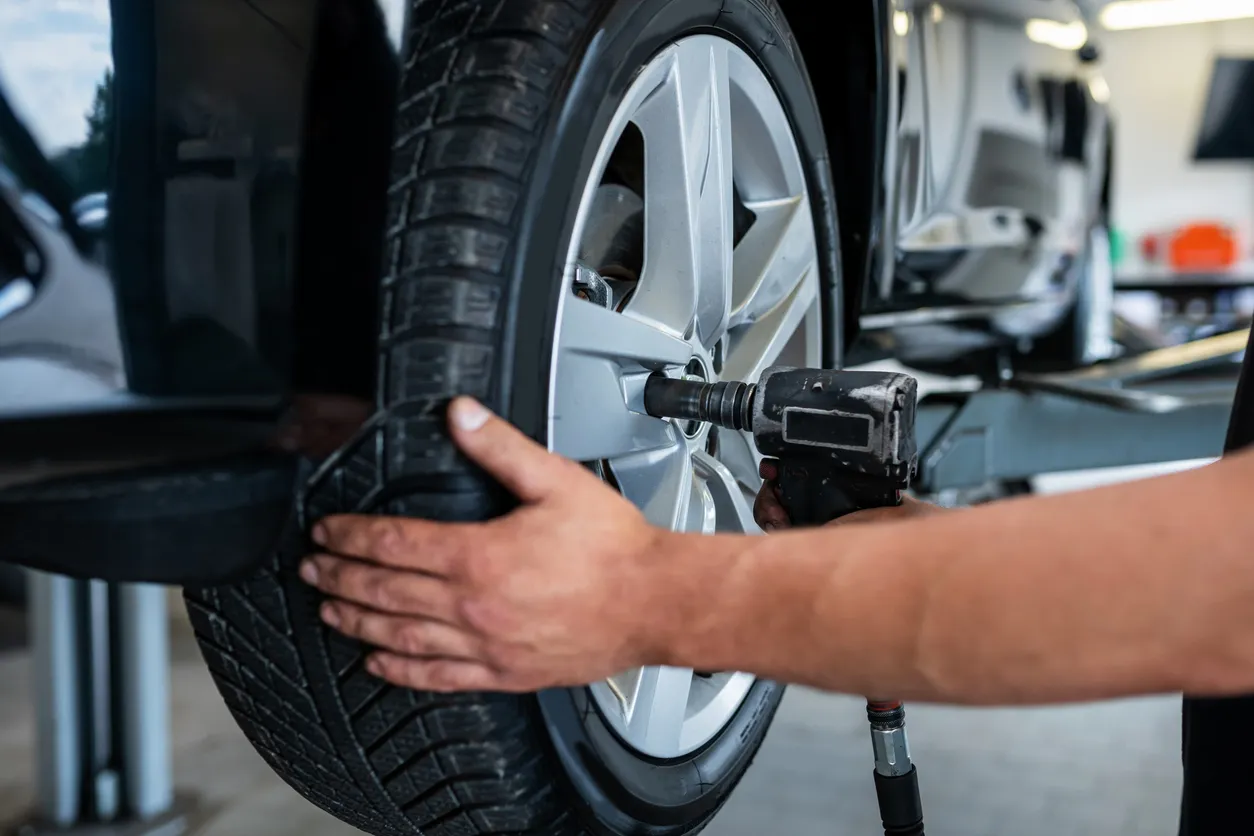 How Long Does it Take to Change Tires?