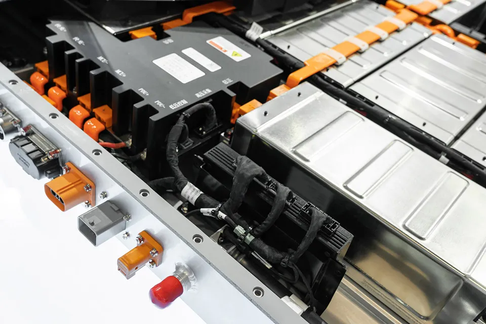 How Long Does an Electric Car Battery Last?