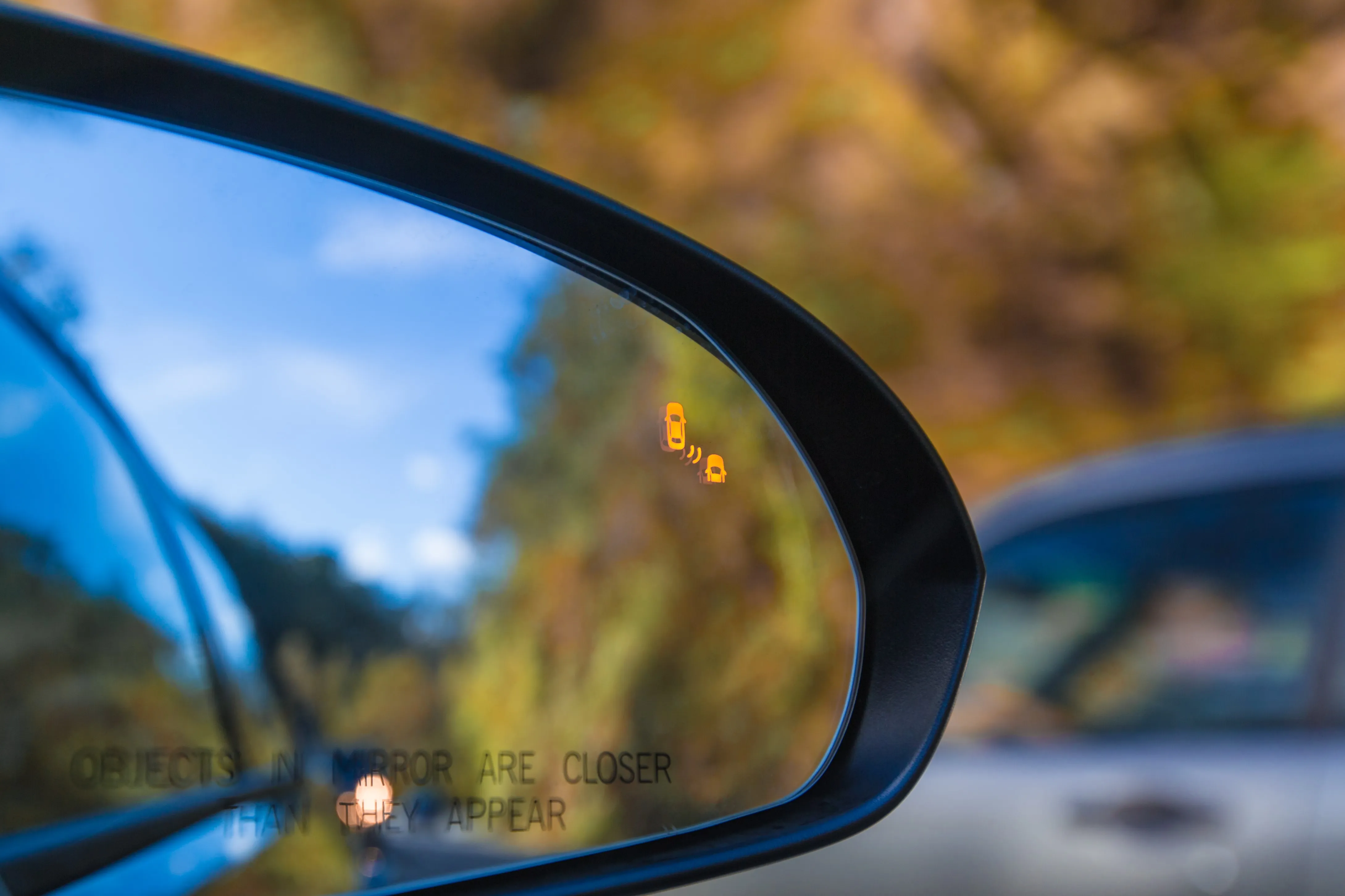 Some New Vehicles are Being Issued with a Blindspot Mirror