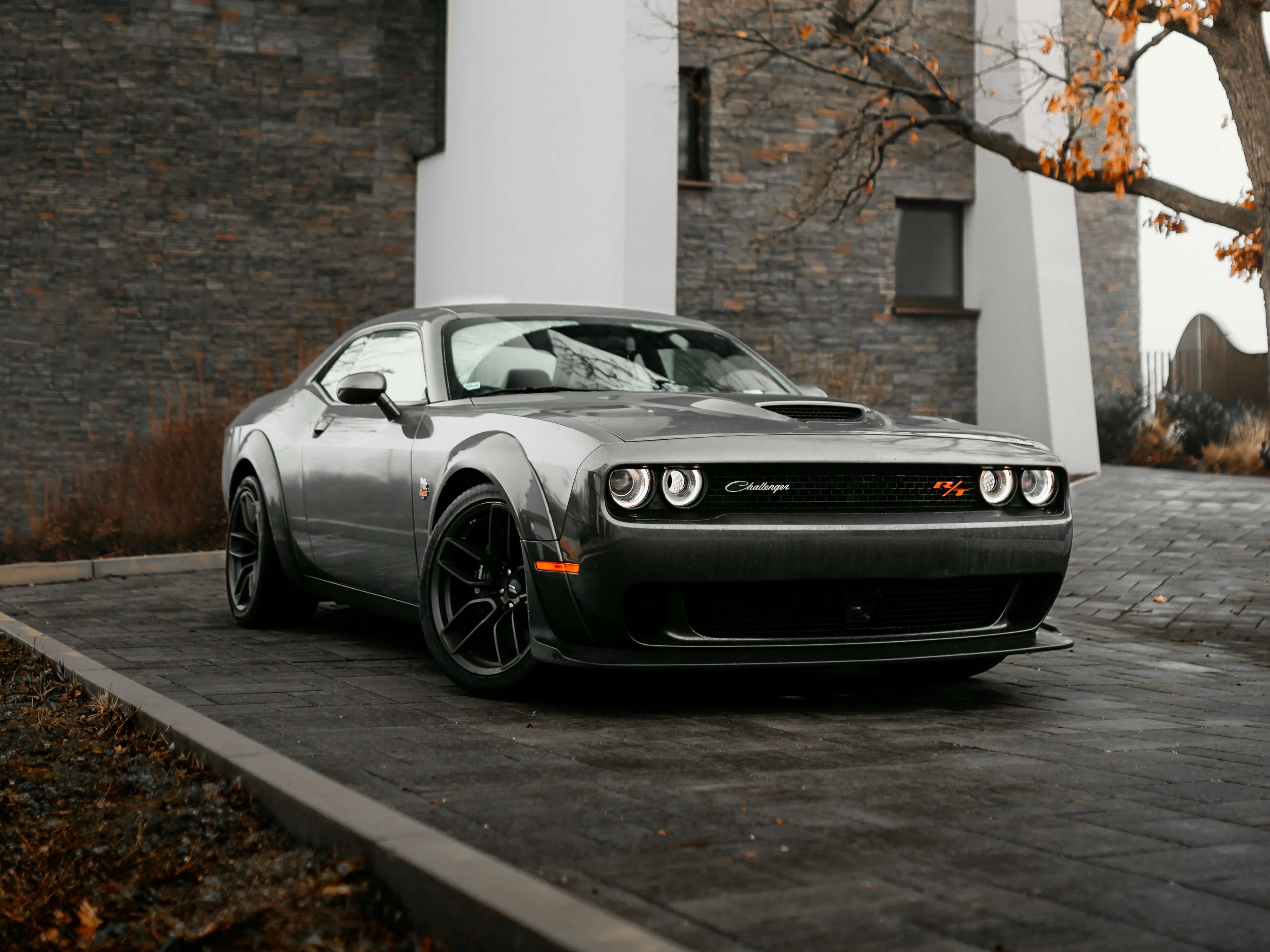 Dodge challenger